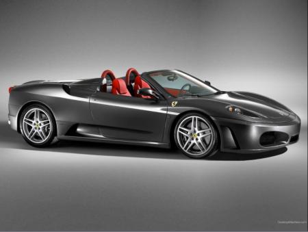 Een Ferrari F430 Spider